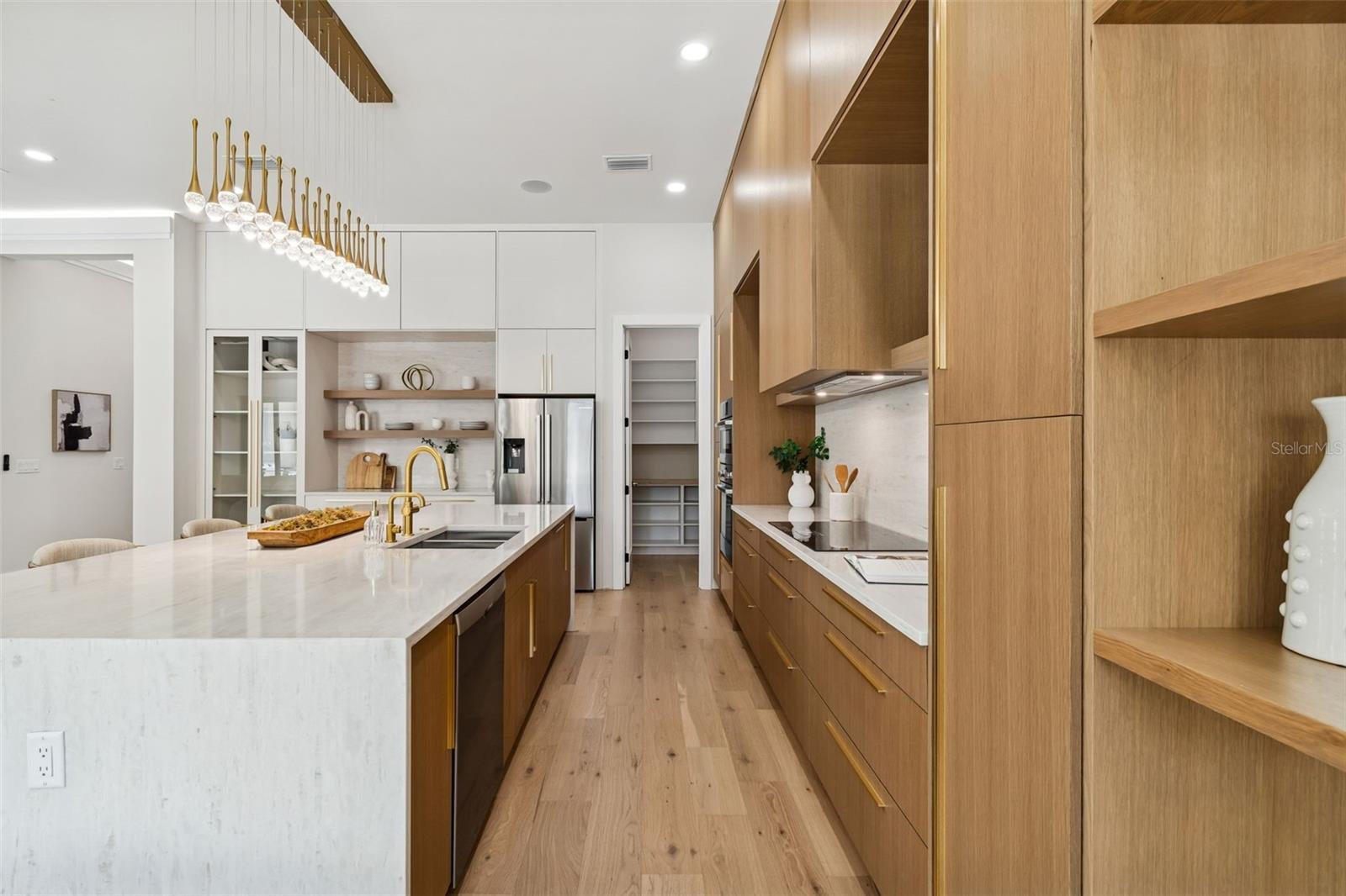 Image 16 of 45 For 810 Braddock Street