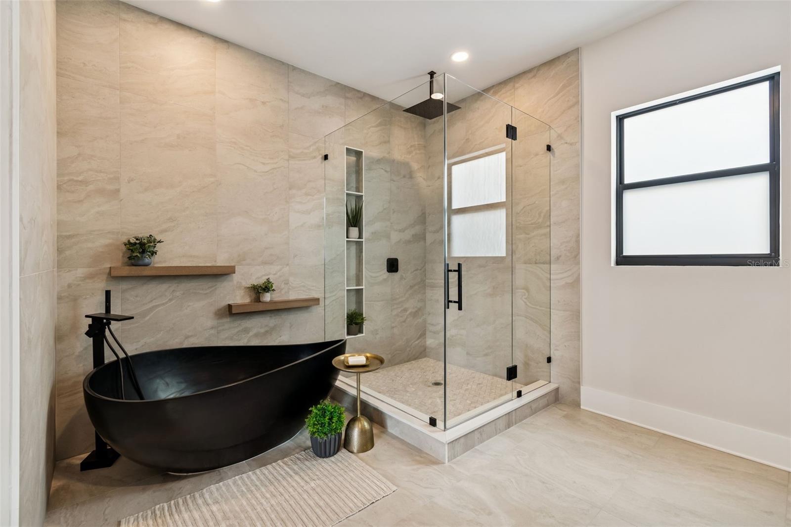 Image 27 of 45 For 810 Braddock Street