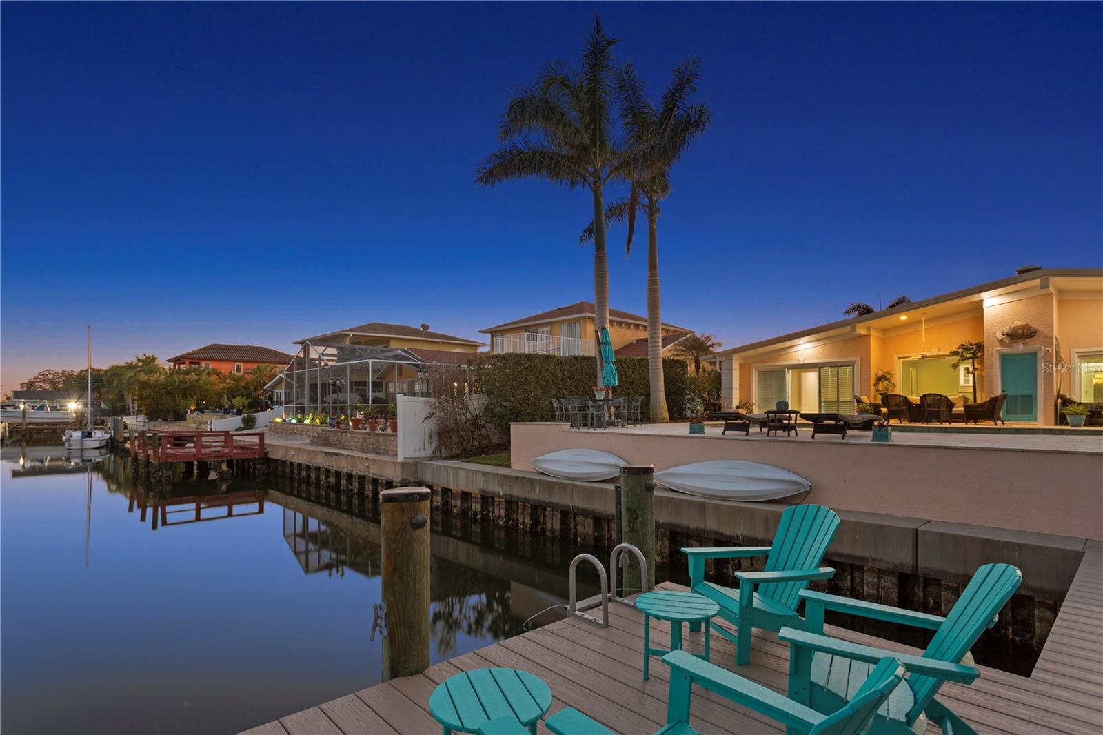 Listing photo id 45 for 3943 Fontainebleau Drive