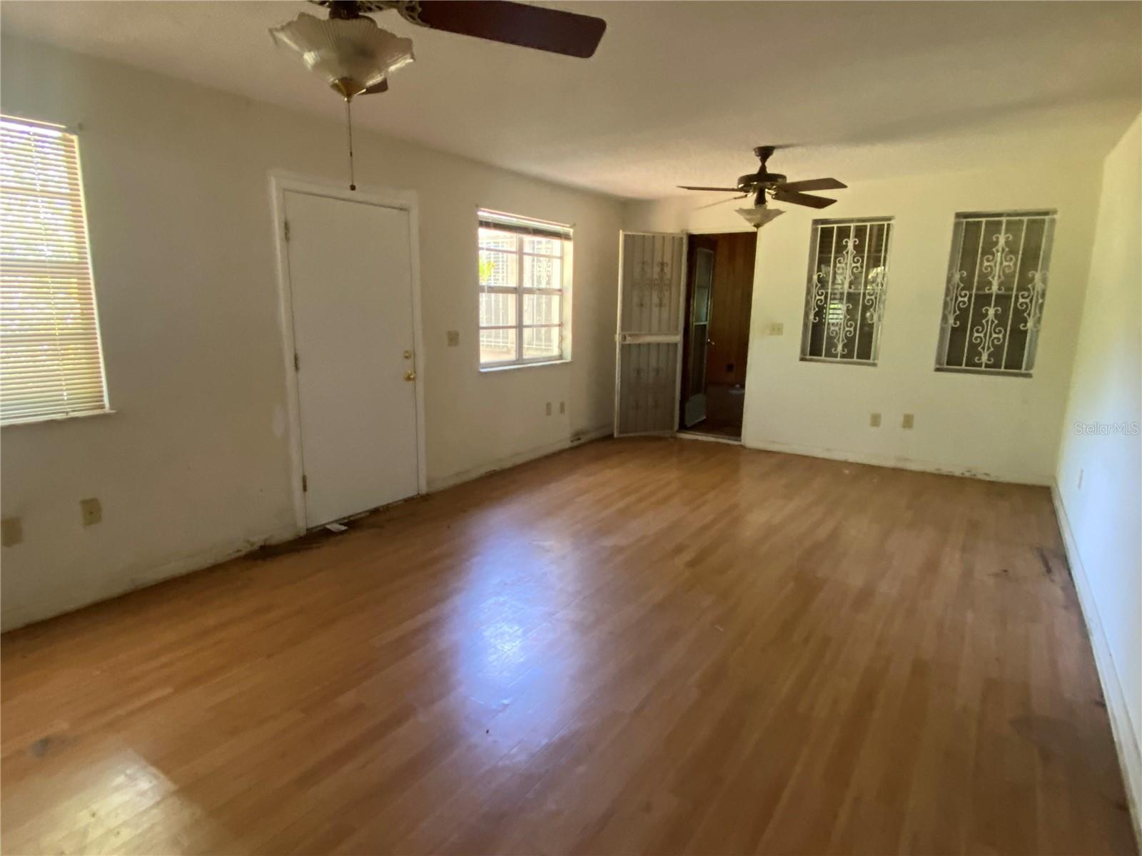 Image 11 of 26 For 805 129th Avenue