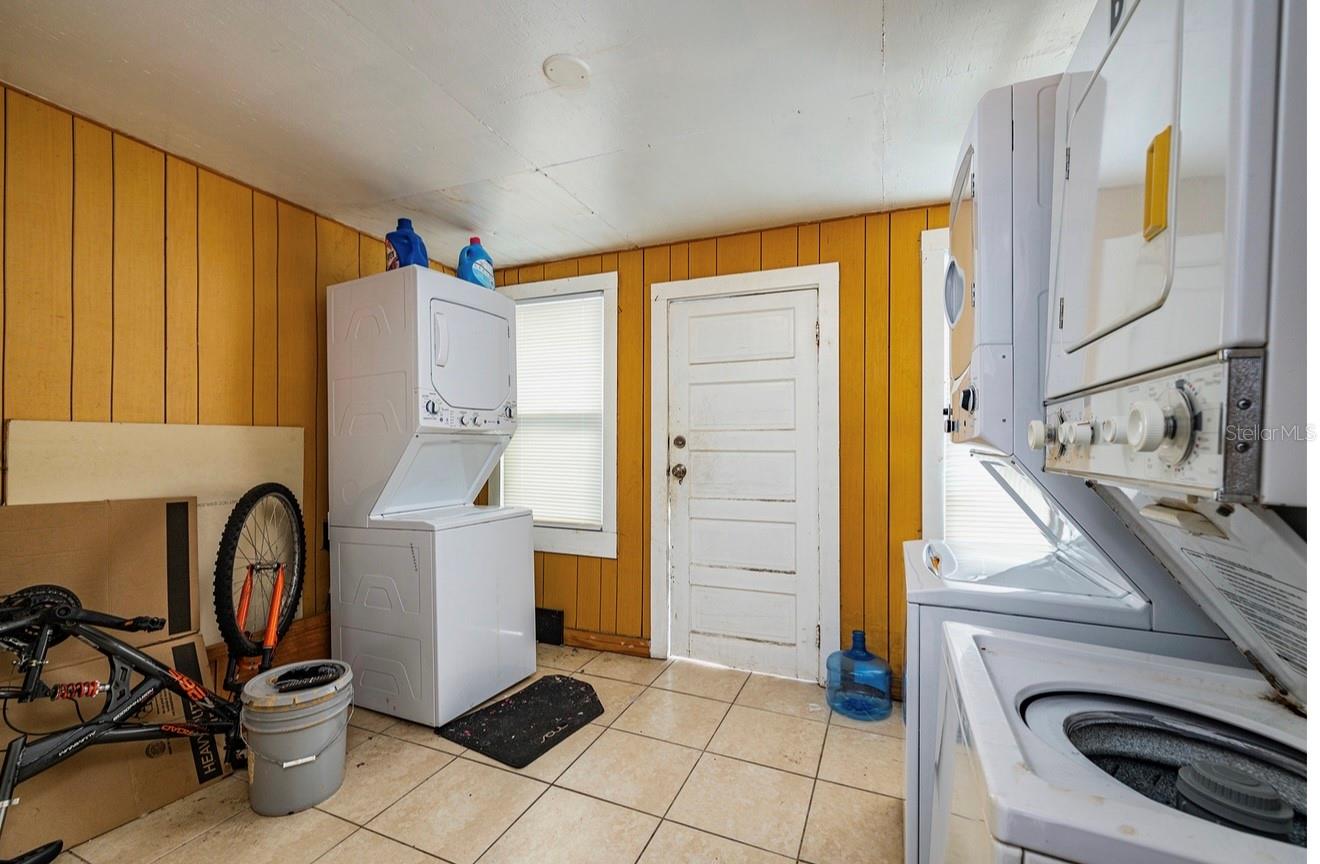 Image 10 of 10 For 2531 Cherry Street A