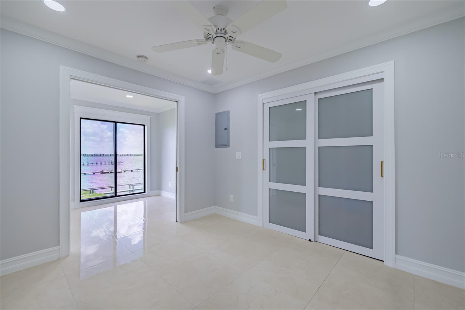 Image 15 of 30 For 4403 7th Street E 4