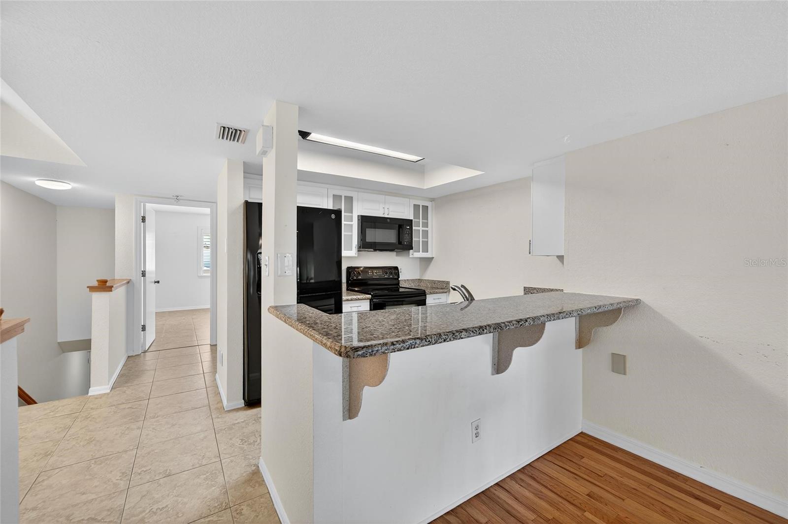 Image 13 of 58 For 9558 Tara Cay Court 21