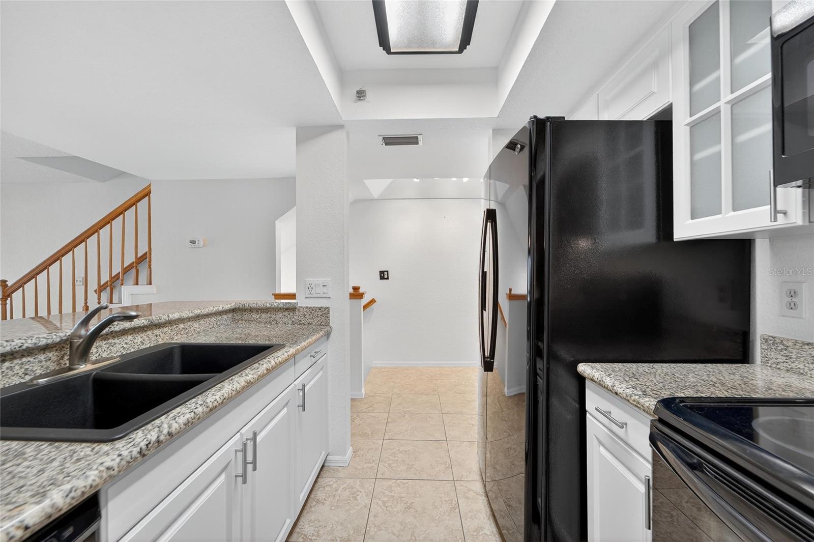 Image 17 of 58 For 9558 Tara Cay Court 21