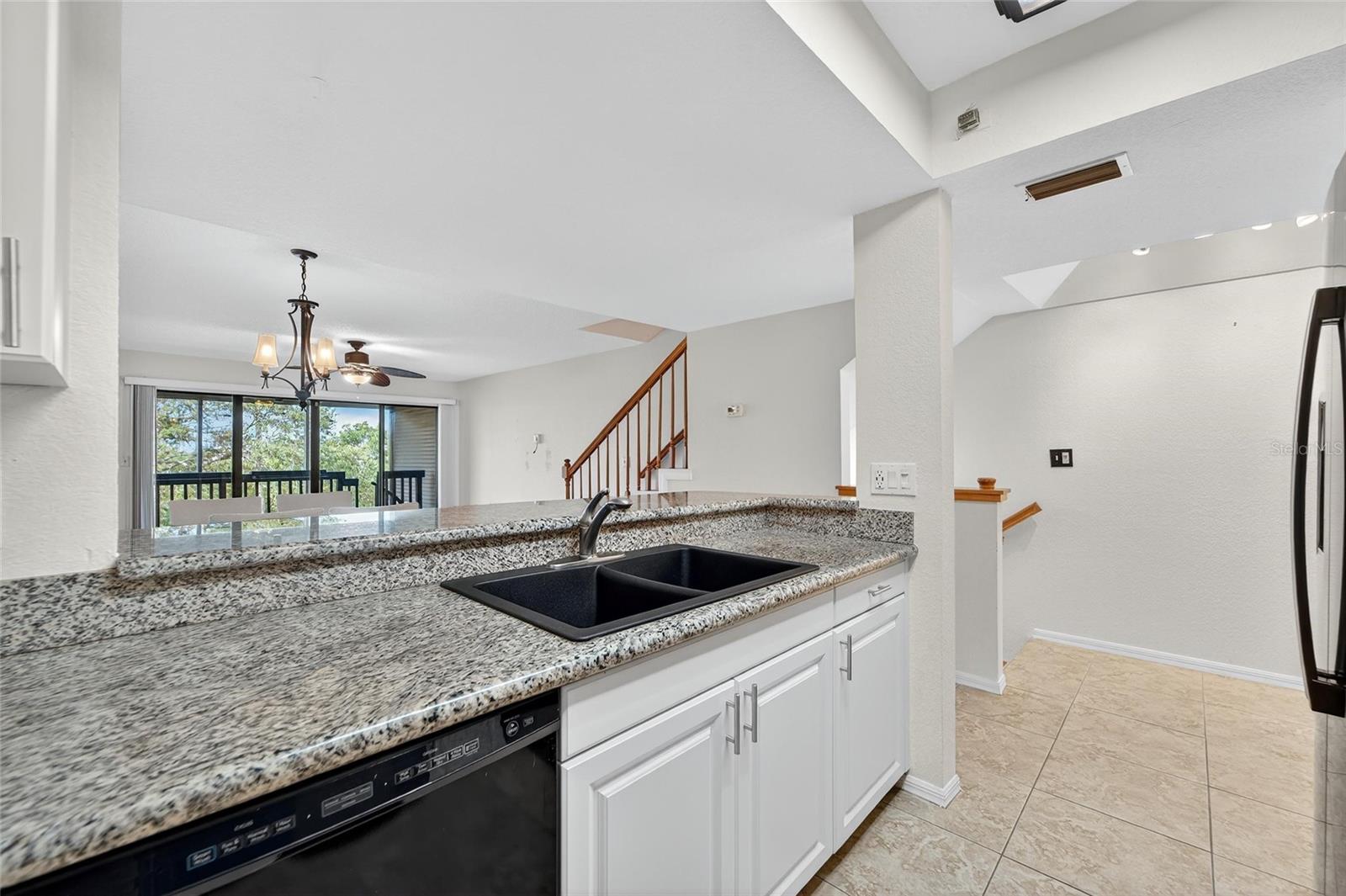 Image 19 of 58 For 9558 Tara Cay Court 21