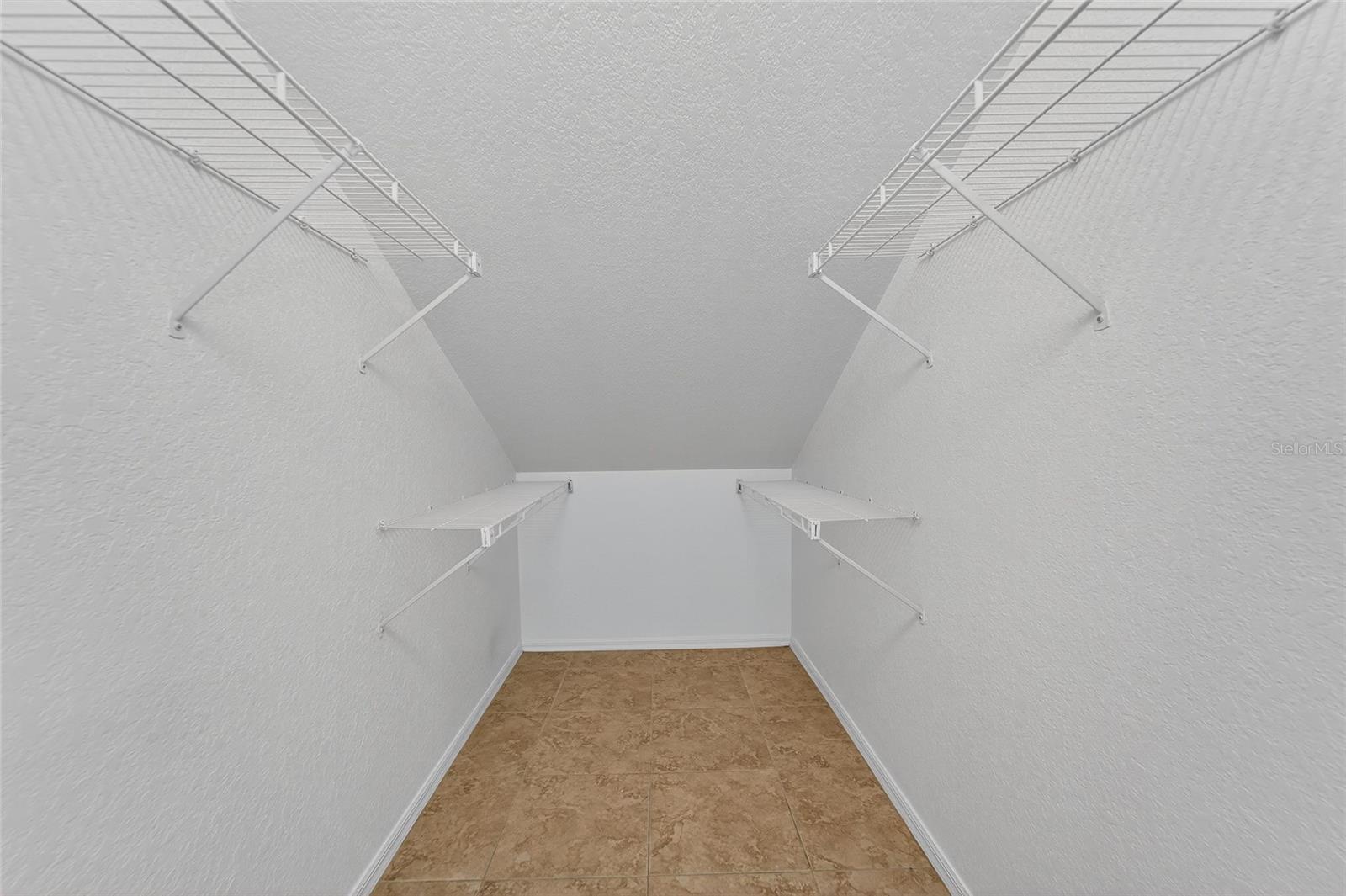 Image 24 of 58 For 9558 Tara Cay Court 21