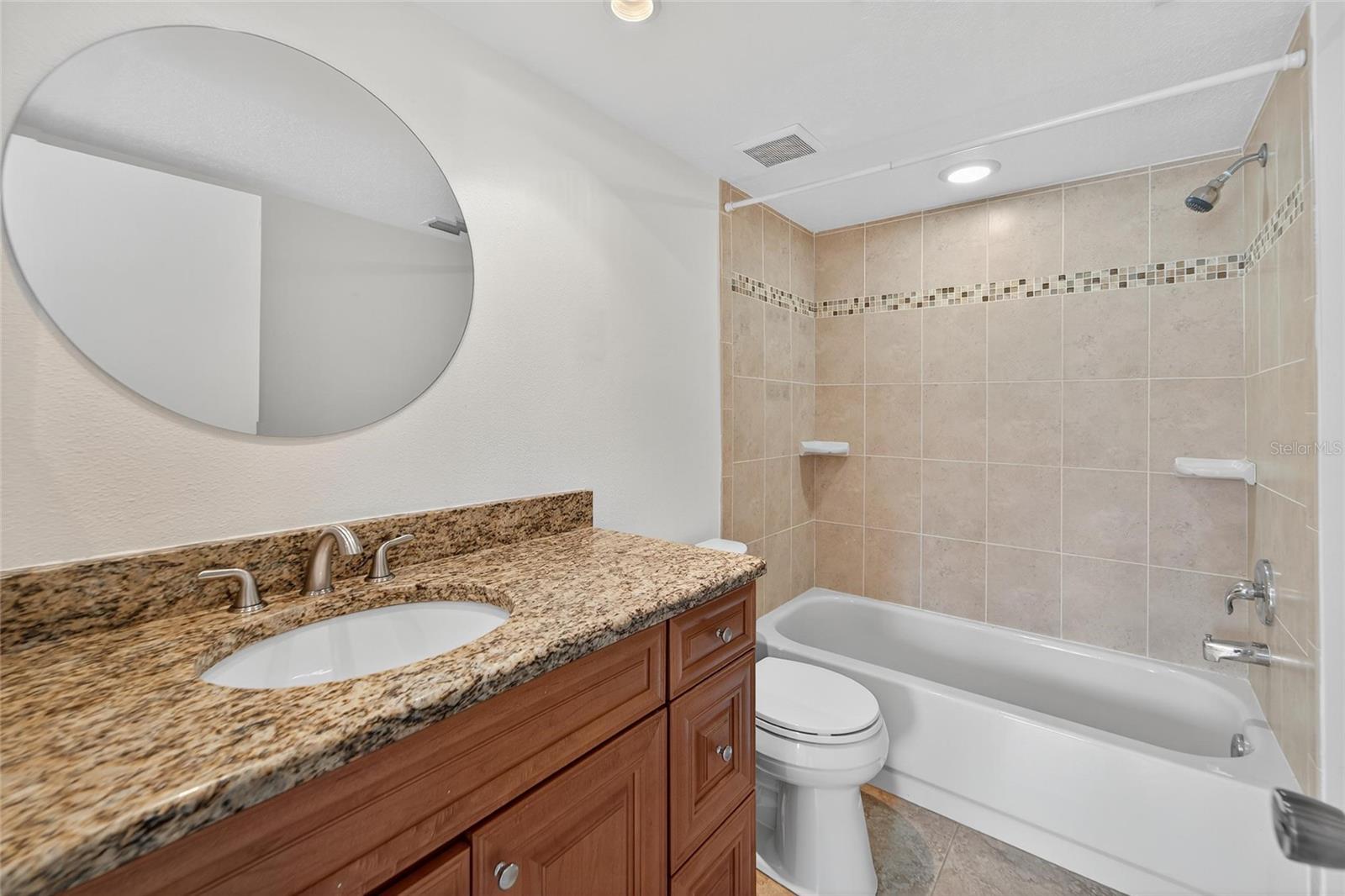 Image 25 of 58 For 9558 Tara Cay Court 21