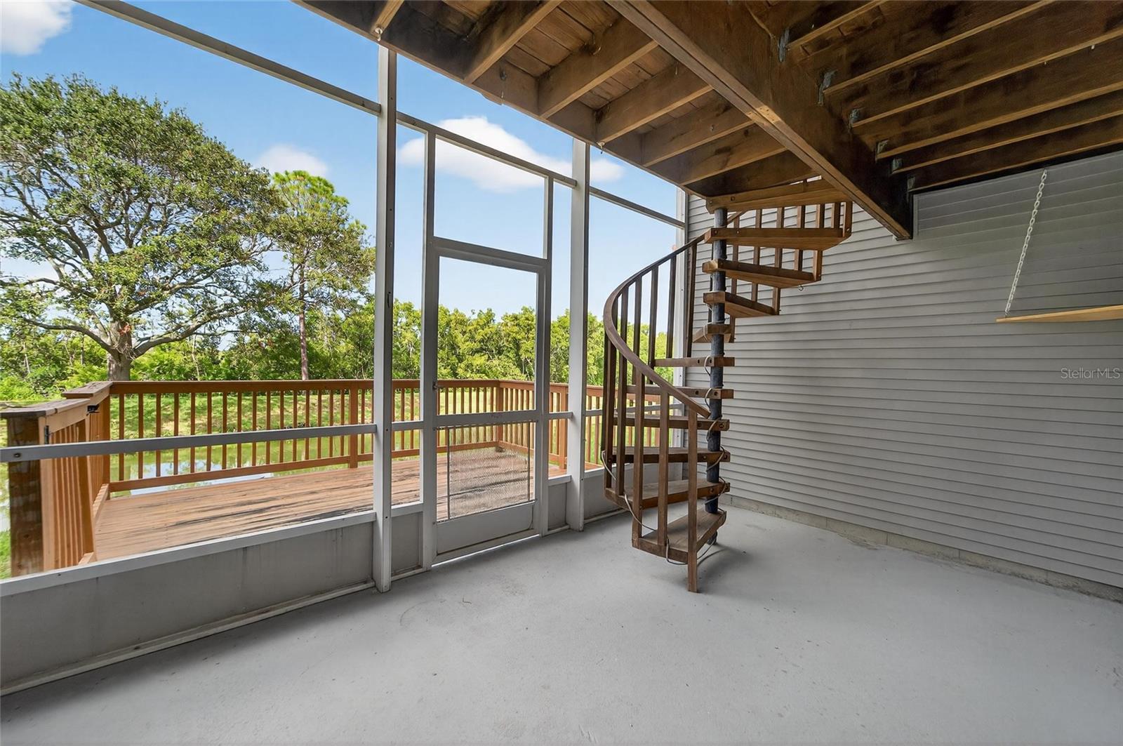 Image 49 of 58 For 9558 Tara Cay Court 21