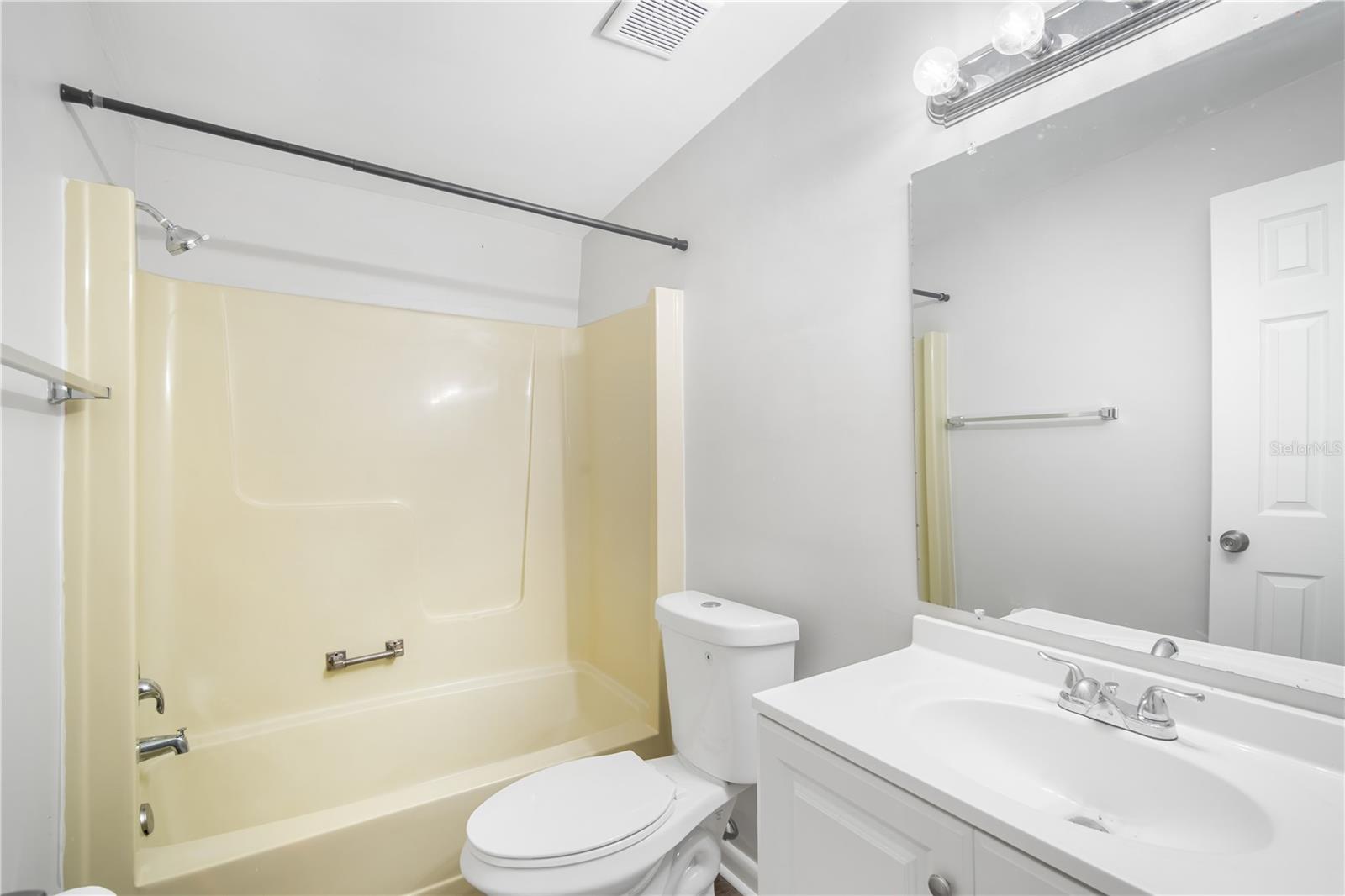 Image 11 of 22 For 5300 6th Avenue S