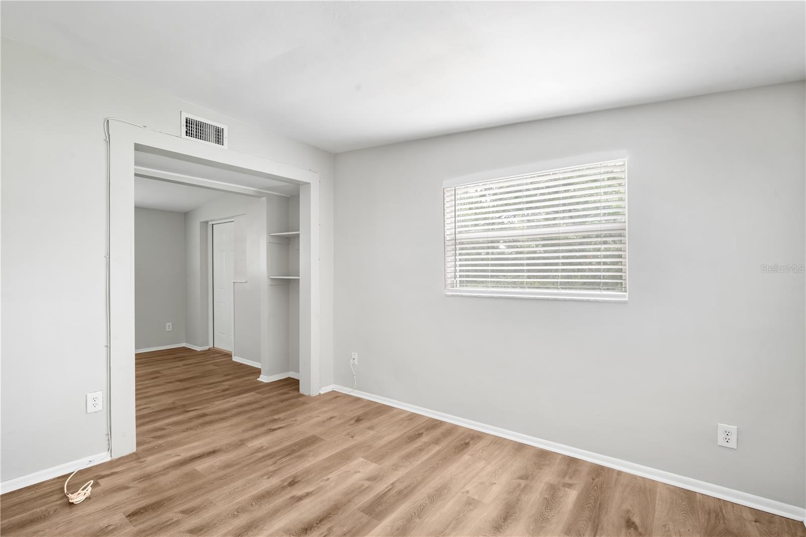 Image 14 of 22 For 5300 6th Avenue S