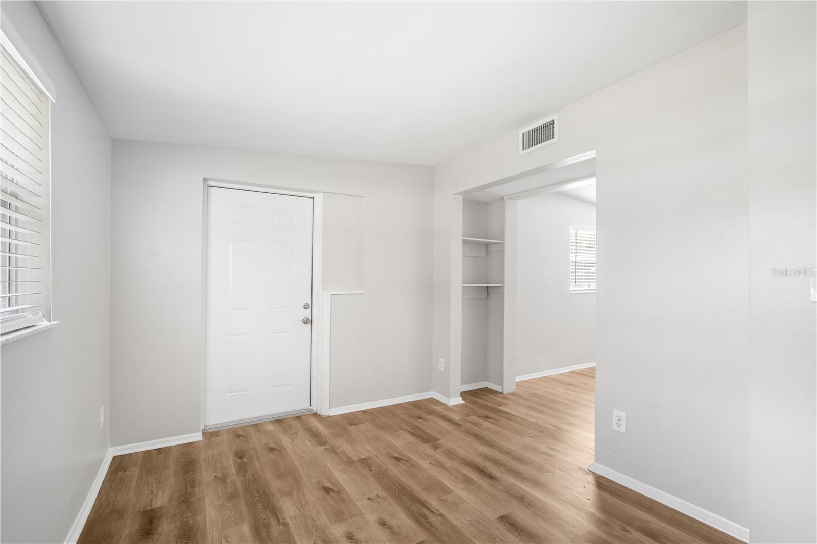 Image 16 of 22 For 5300 6th Avenue S