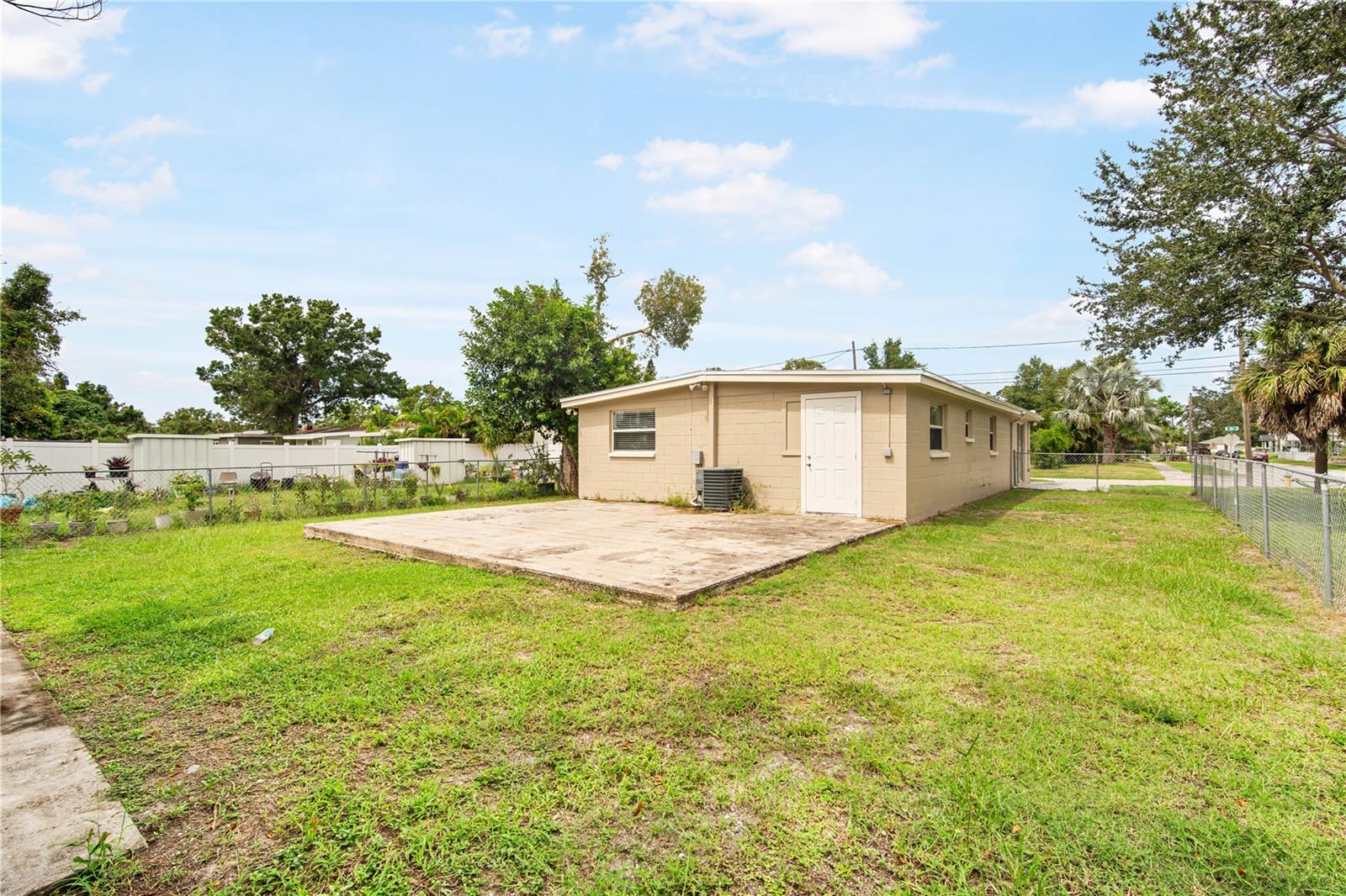 Image 19 of 22 For 5300 6th Avenue S