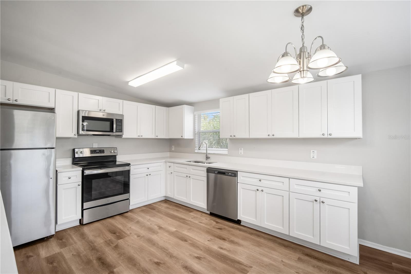 Image 7 of 22 For 5300 6th Avenue S