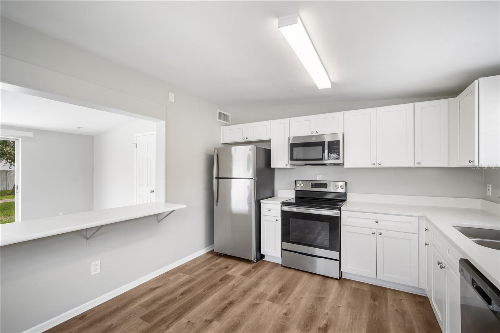 Image 8 of 22 For 5300 6th Avenue S
