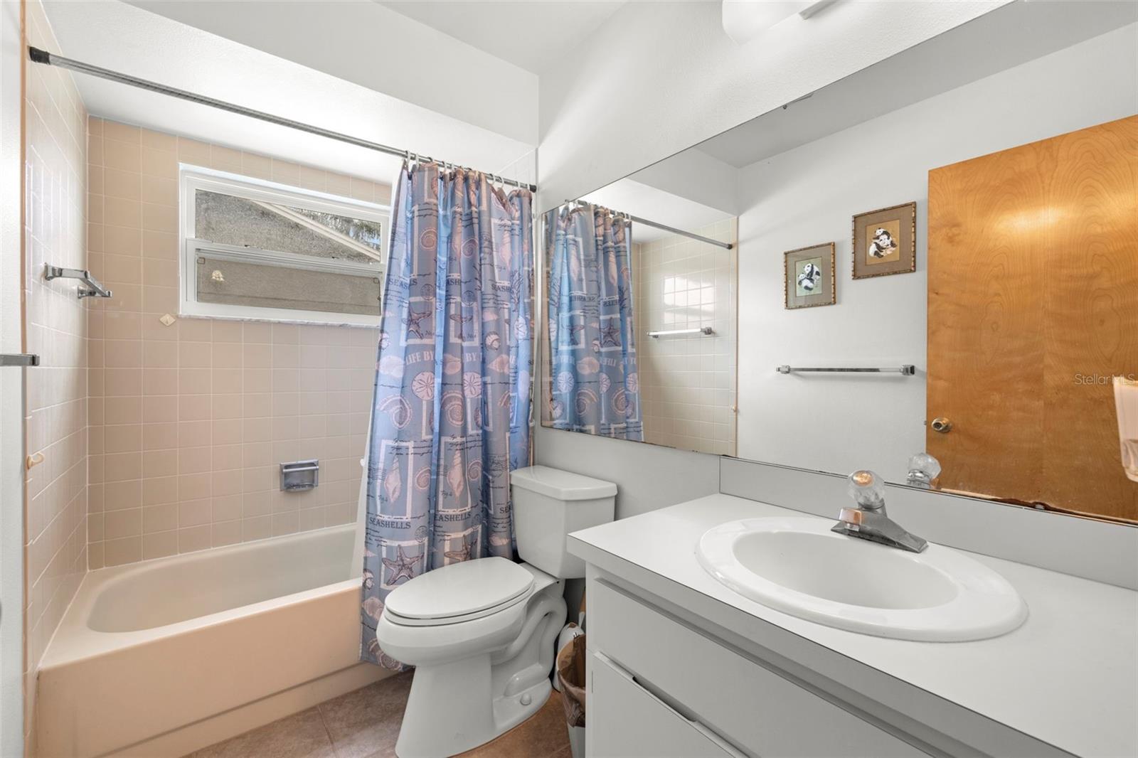 Image 14 of 25 For 4706 Cypress Tree Drive