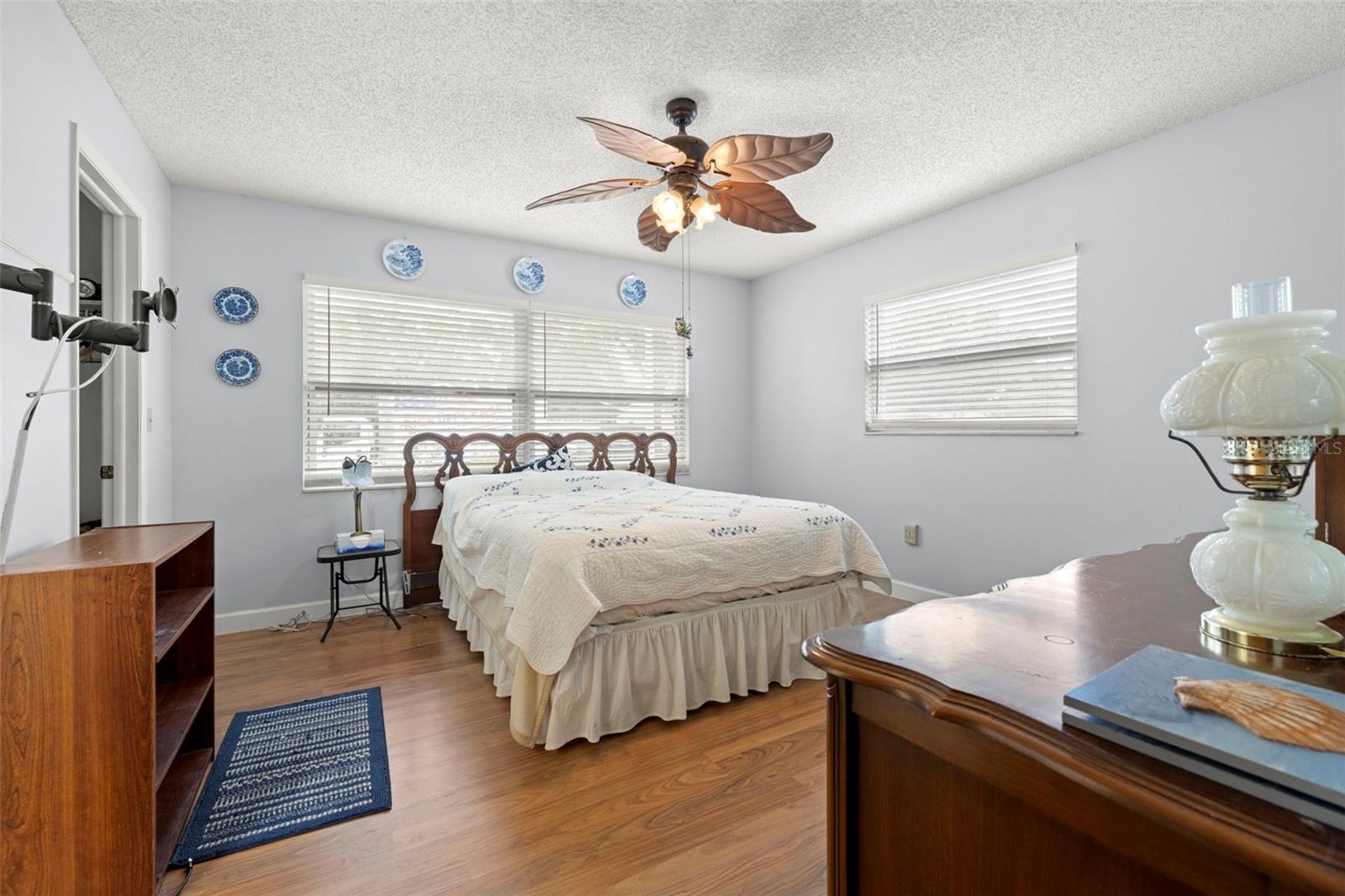 Image 15 of 25 For 4706 Cypress Tree Drive