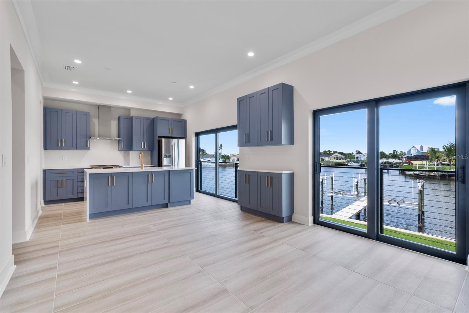 Image 7 of 43 For 775 Gran Kaymen Way