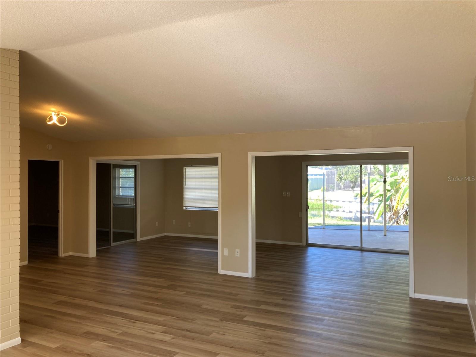 Image 5 of 37 For 1194 Porter Drive