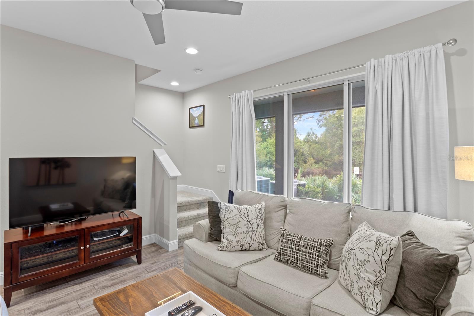 Listing photo id 11 for 17812 Althea Blue Place