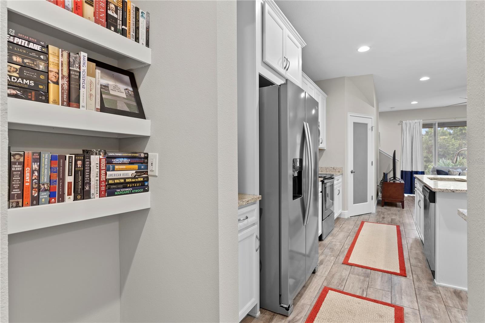 Listing photo id 7 for 17812 Althea Blue Place