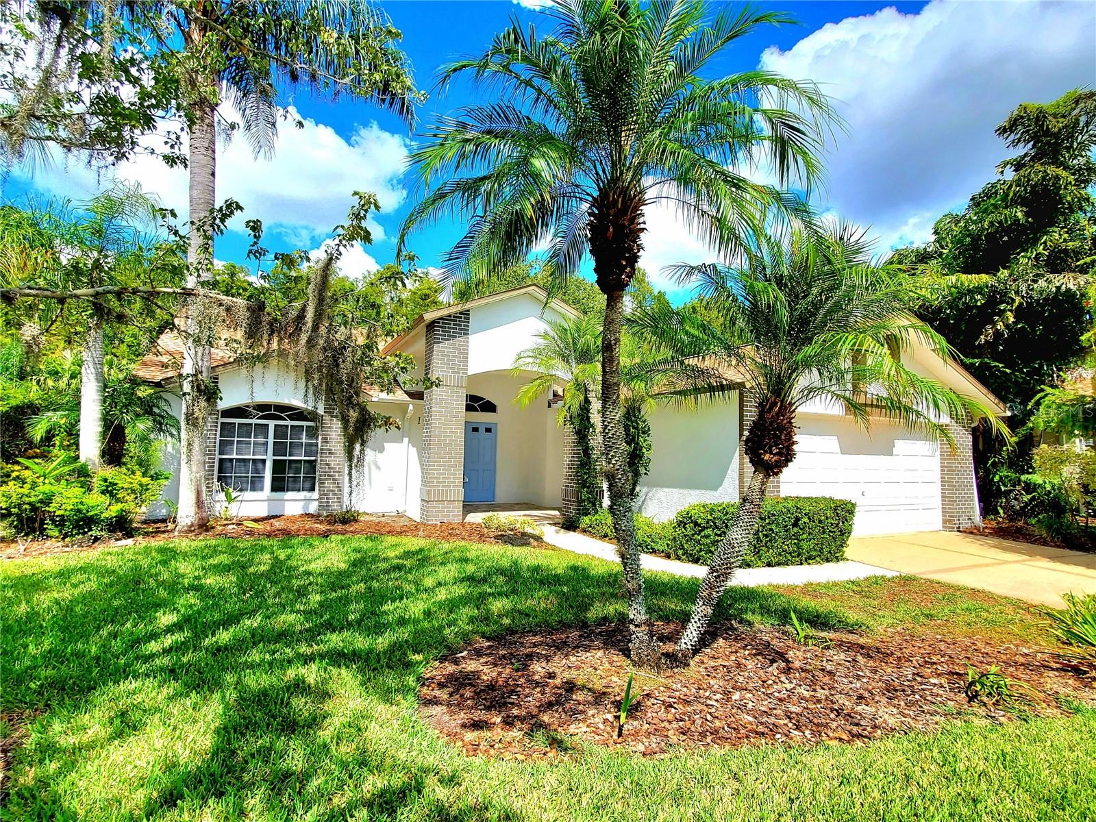 Listing photo id 0 for 1517 Morning Rose Place