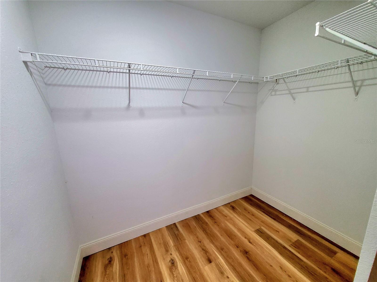 Listing photo id 21 for 1517 Morning Rose Place