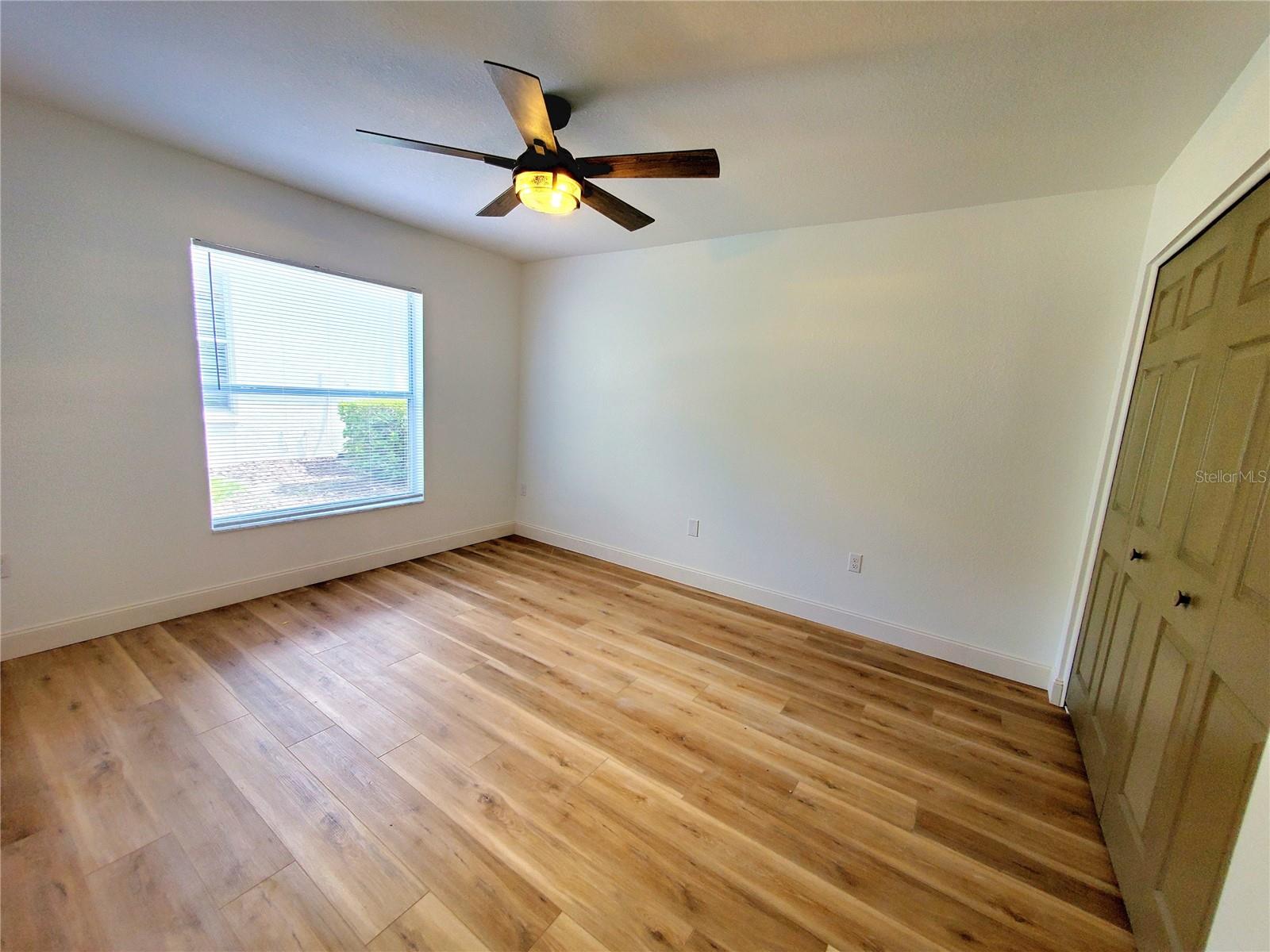 Listing photo id 32 for 1517 Morning Rose Place