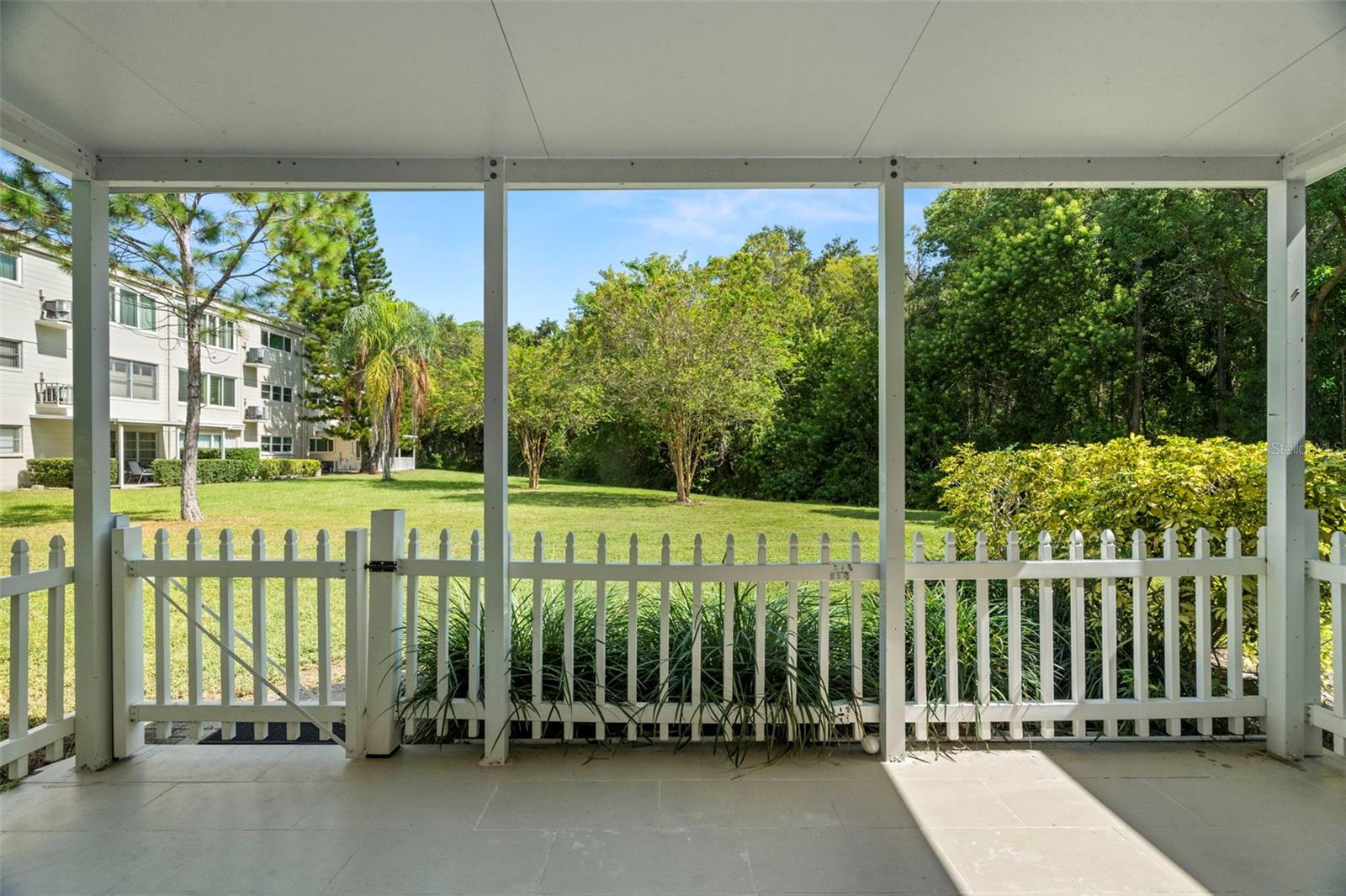 Image 2 of 33 For 2440 World Parkway Boulevard 16