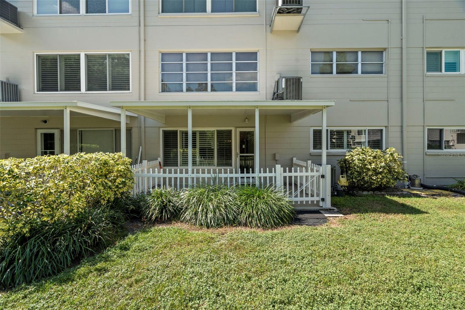 Image 24 of 33 For 2440 World Parkway Boulevard 16
