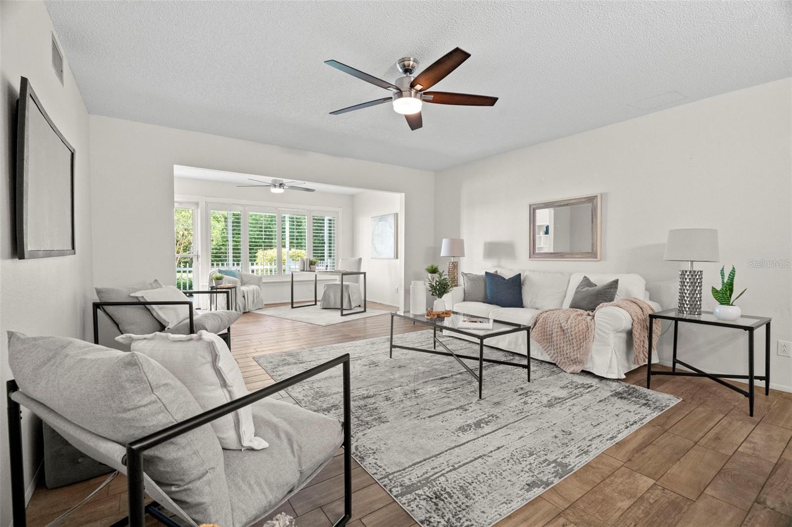 Image 3 of 33 For 2440 World Parkway Boulevard 16