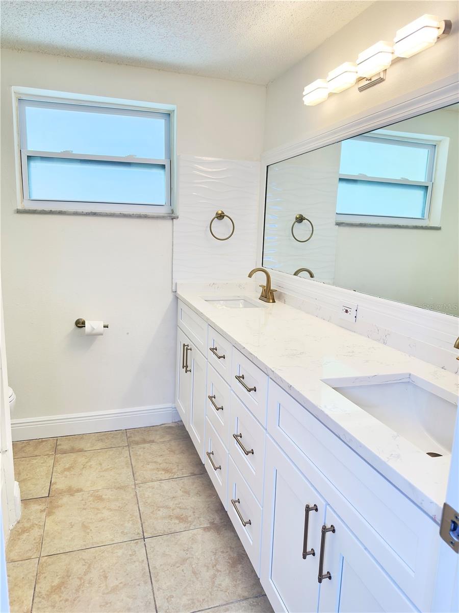 Image 20 of 53 For 5701 Quist Drive