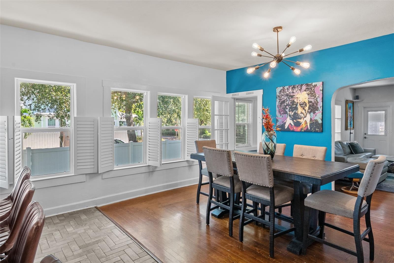 Image 20 of 67 For 1207 9th Avenue N