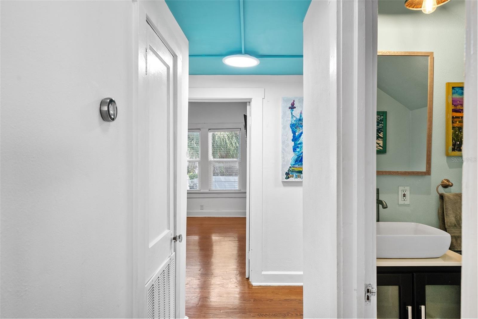 Image 31 of 67 For 1207 9th Avenue N