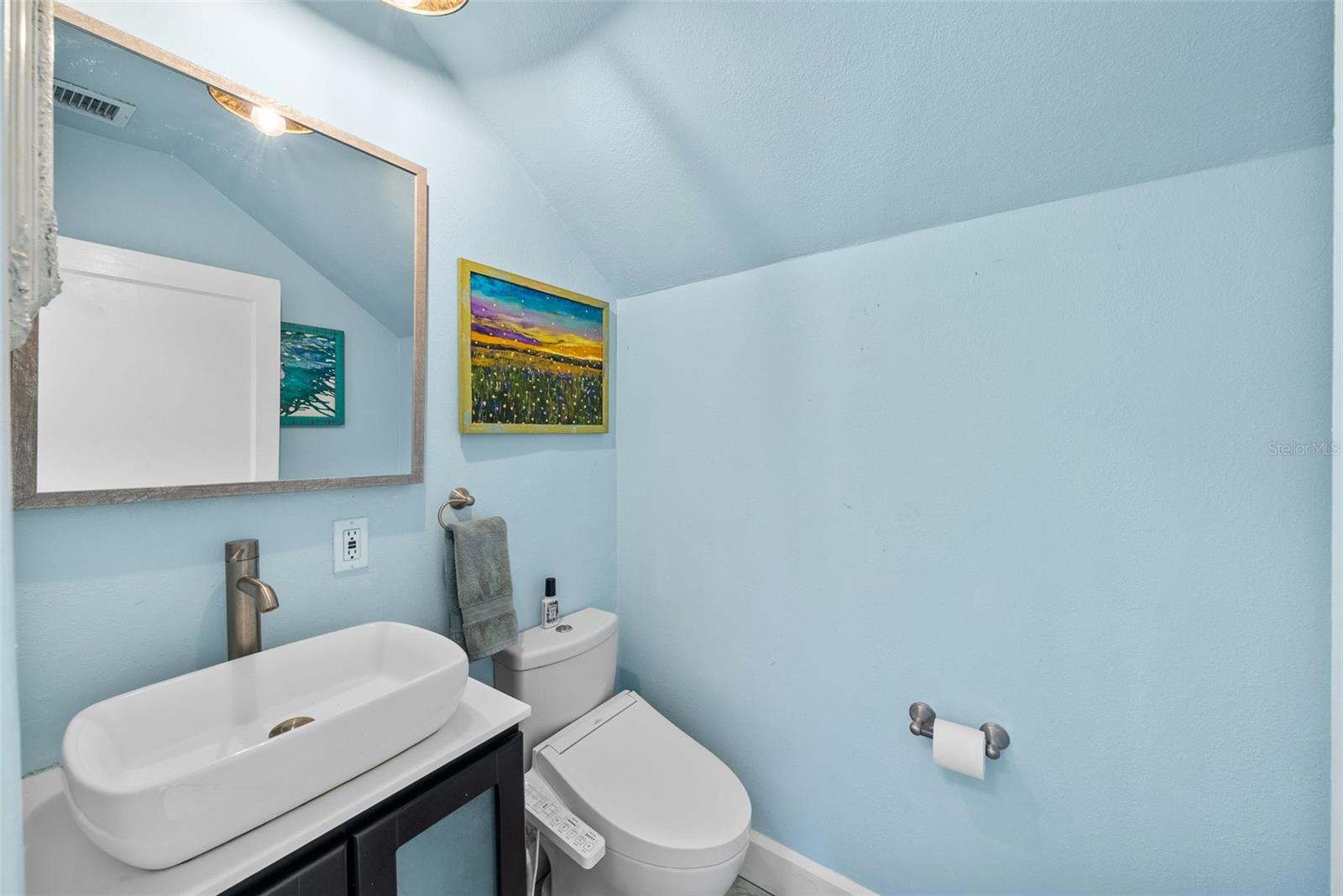 Image 32 of 67 For 1207 9th Avenue N