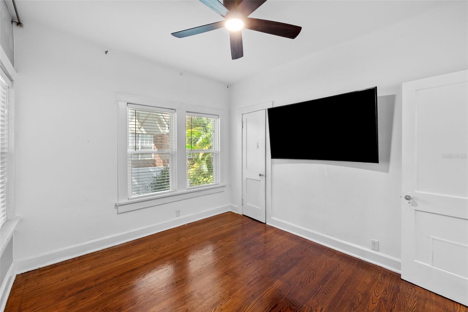 Image 34 of 67 For 1207 9th Avenue N