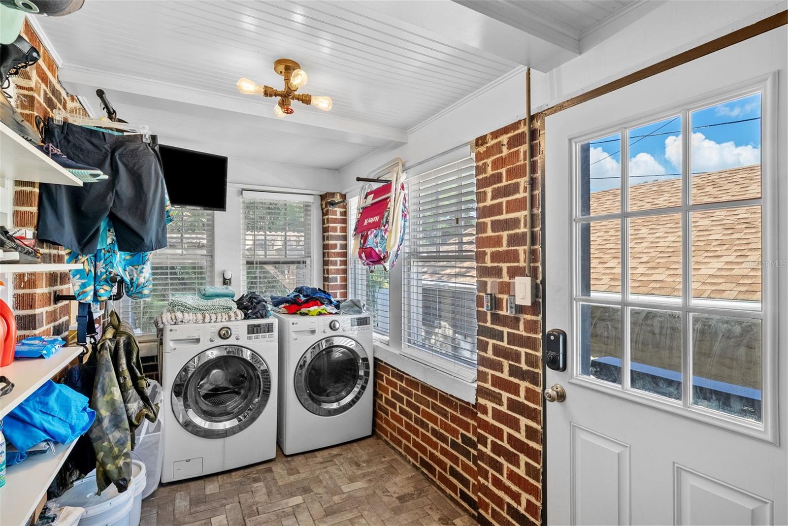 Image 39 of 67 For 1207 9th Avenue N