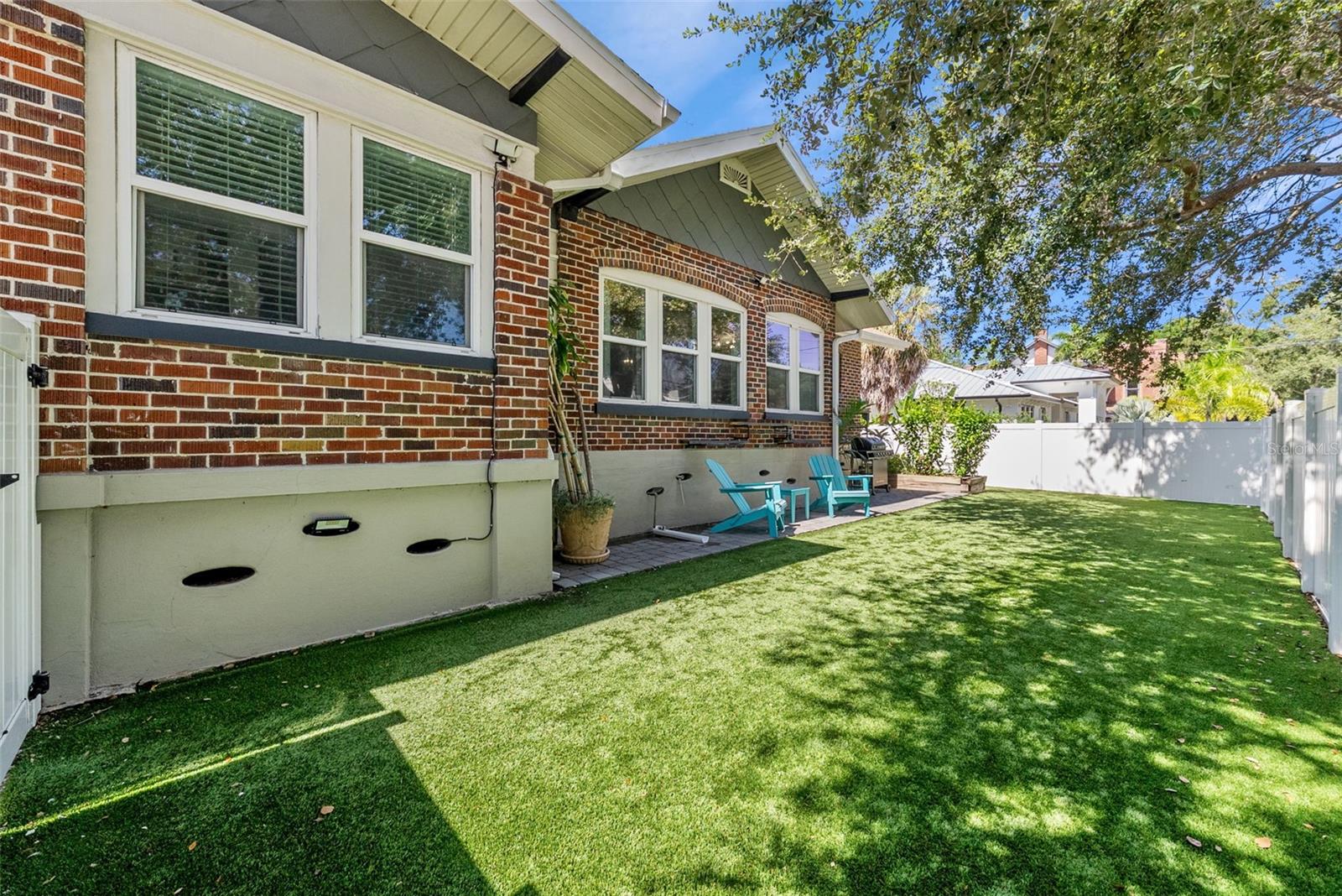 Image 47 of 67 For 1207 9th Avenue N