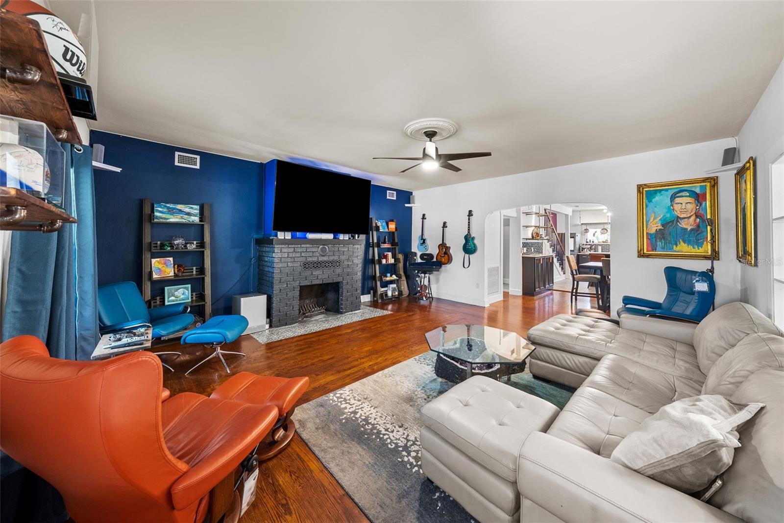 Image 7 of 67 For 1207 9th Avenue N