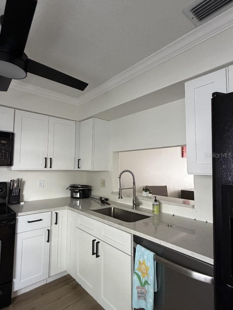 Image 7 of 15 For 218 Tampania Avenue