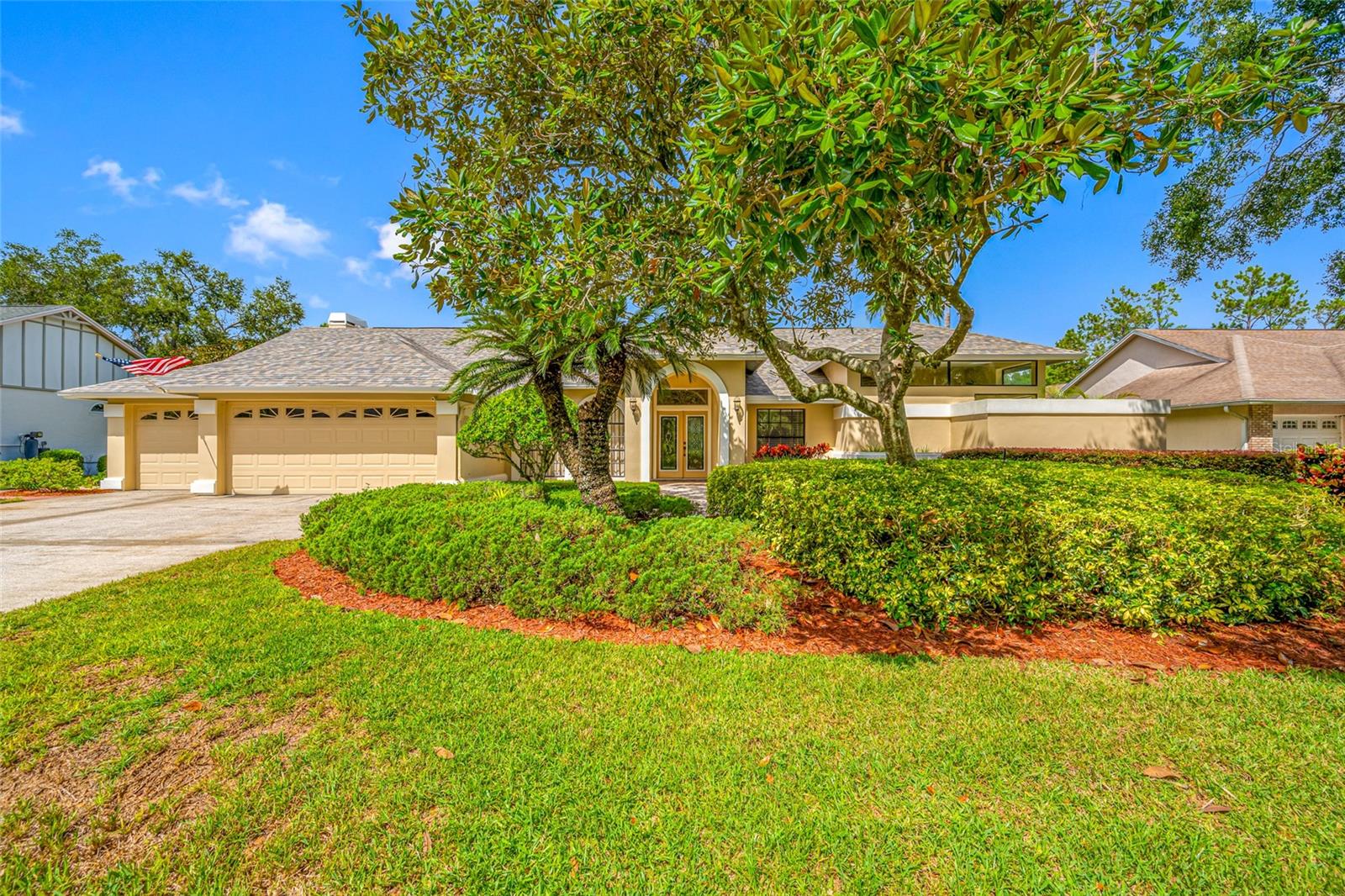 Details for 17909 Clear Lake Drive, LUTZ, FL 33548