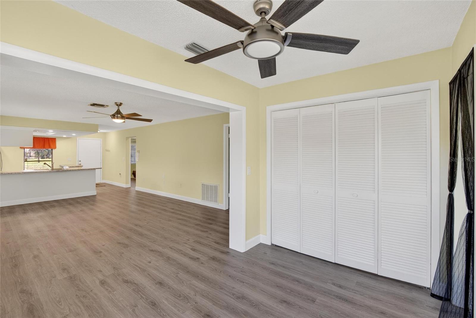 Image 21 of 54 For 7321 Greystone Drive 0