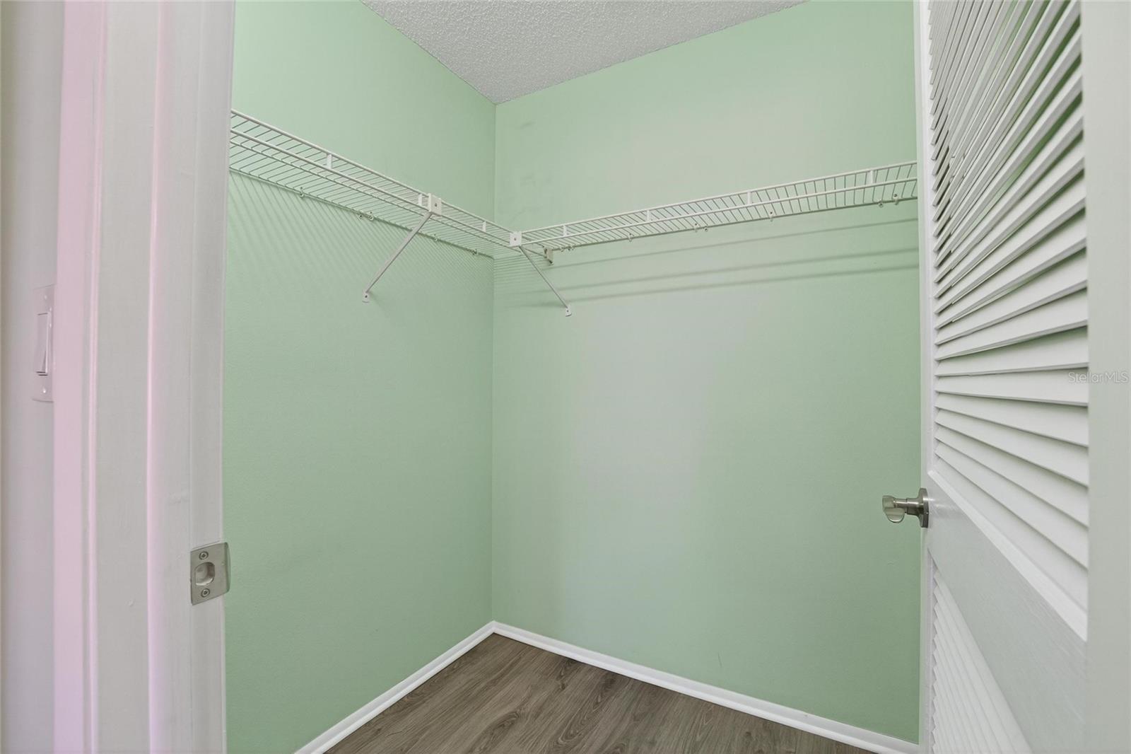 Image 33 of 54 For 7321 Greystone Drive 0