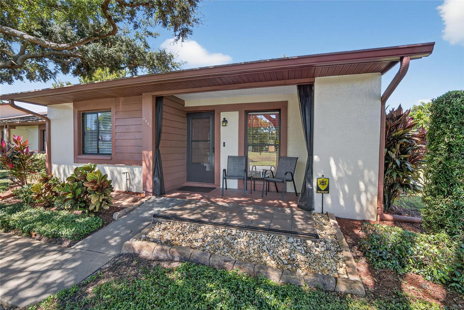 Image 38 of 54 For 7321 Greystone Drive 0