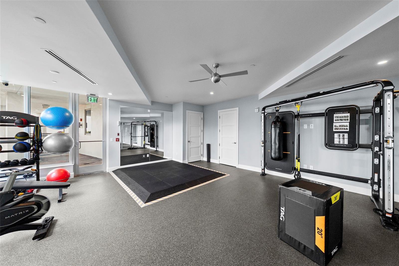 Image 85 of 91 For 3401 Bayshore Boulevard 701