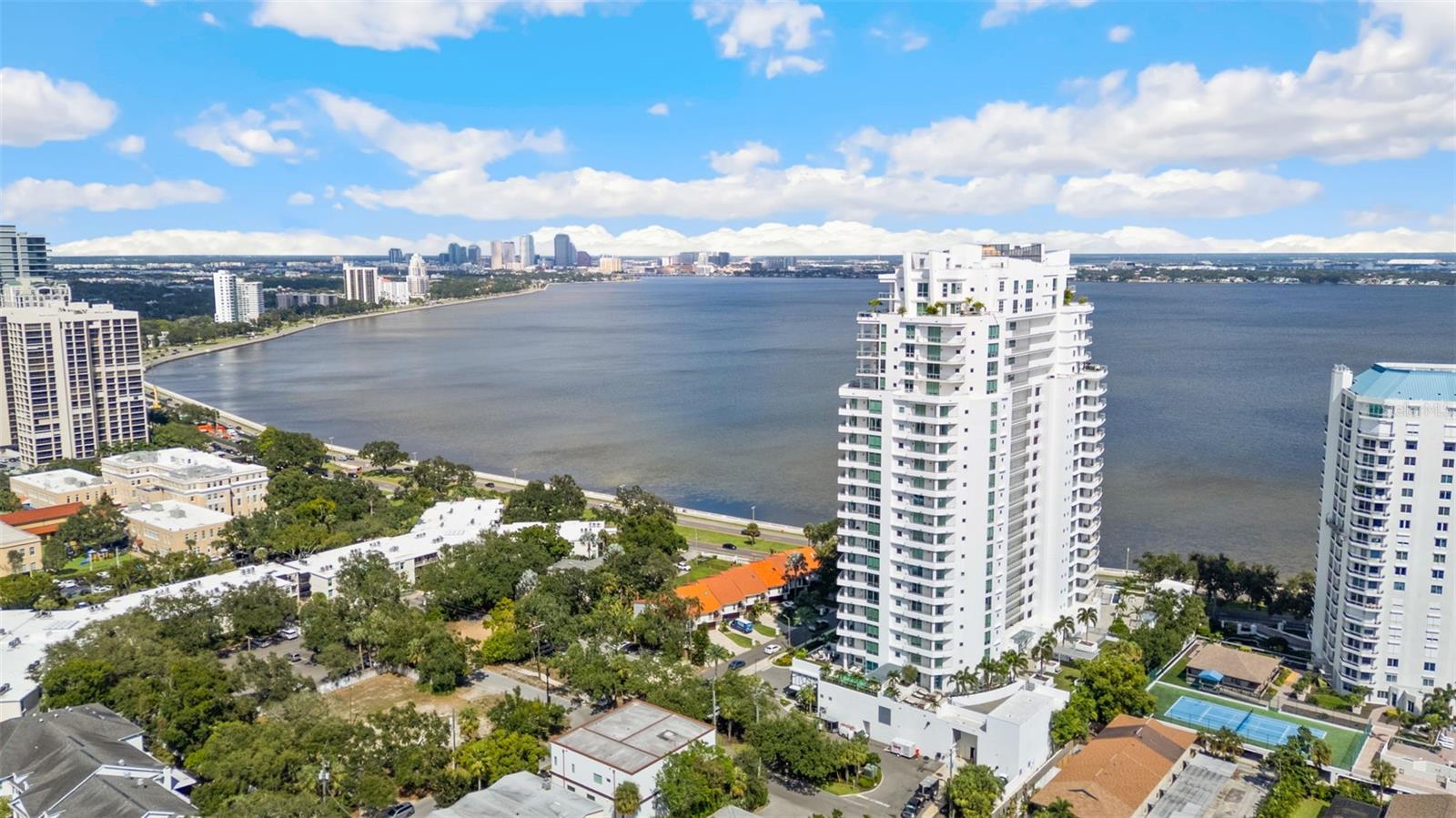 Image 89 of 91 For 3401 Bayshore Boulevard 701