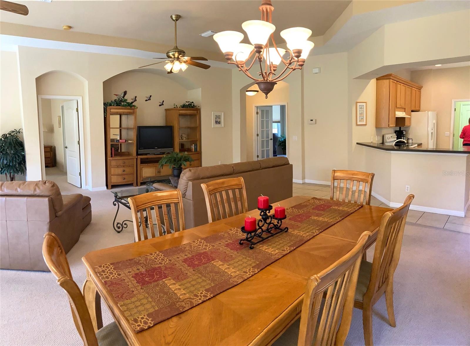 Image 12 of 39 For 1012 Regal Manor Way