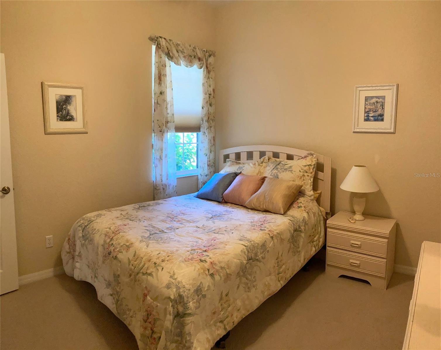 Image 28 of 39 For 1012 Regal Manor Way