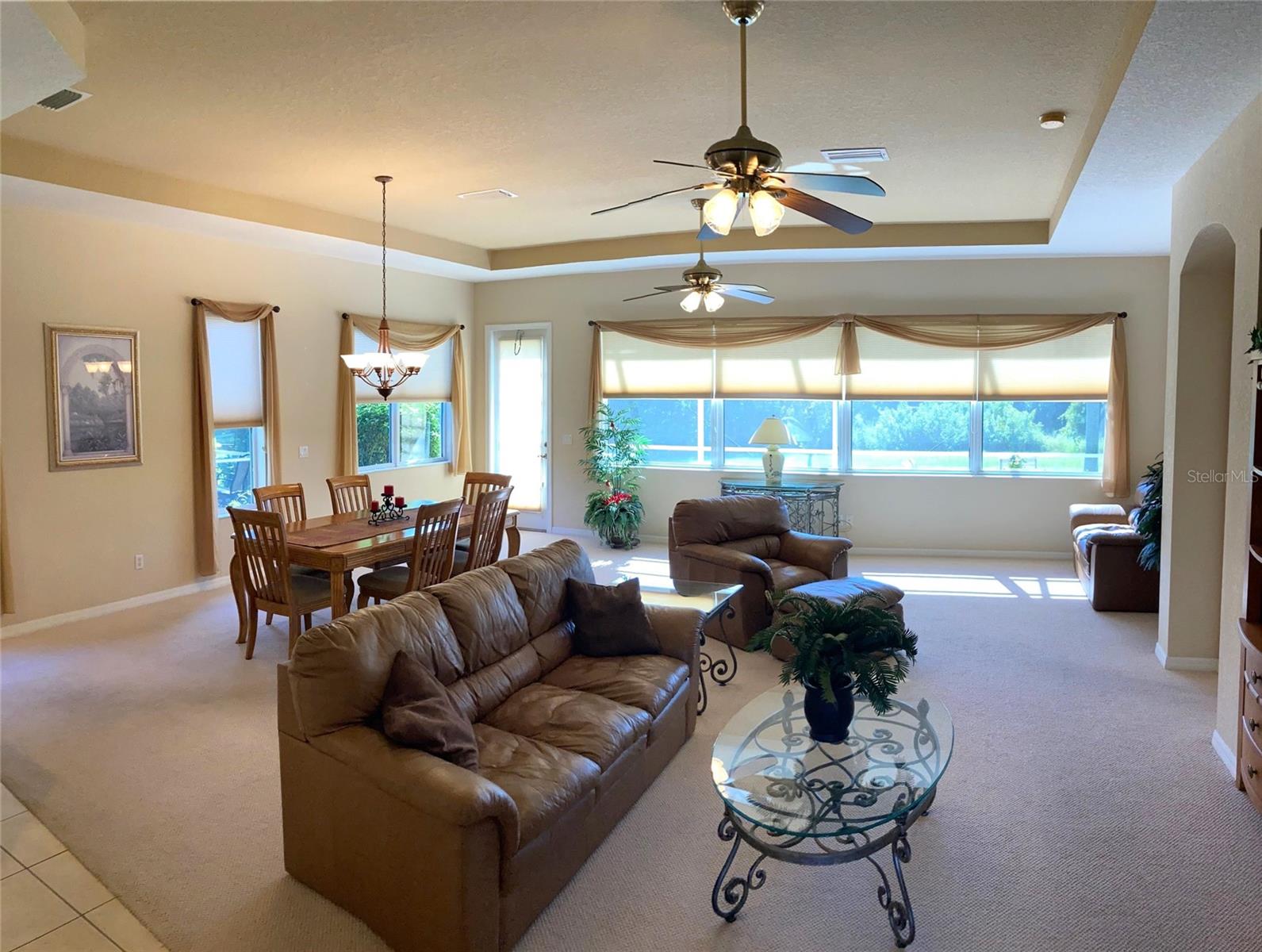 Image 8 of 39 For 1012 Regal Manor Way