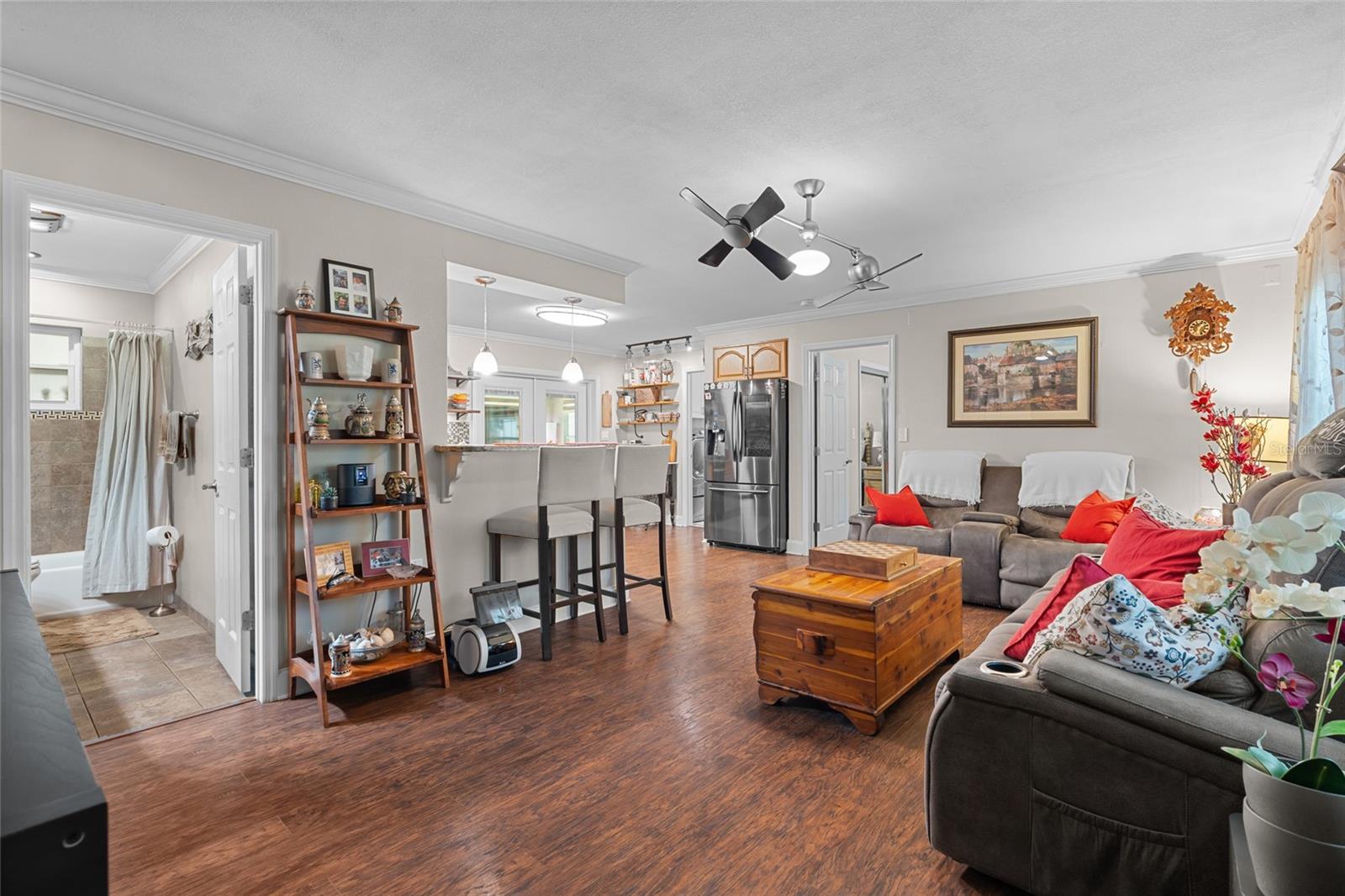 Image 2 of 43 For 10964 Temple Avenue