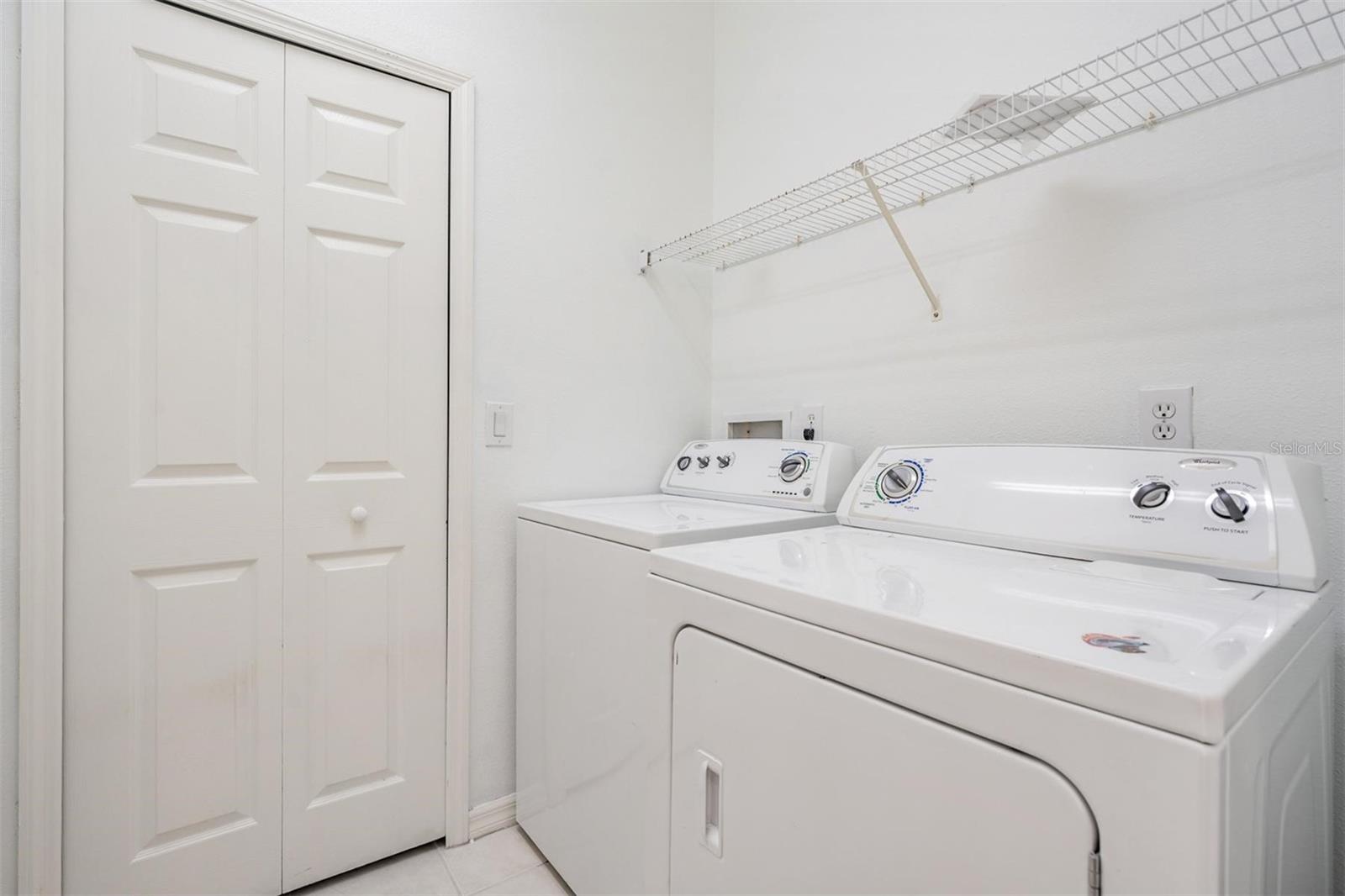 Image 21 of 43 For 218 Summerside Court